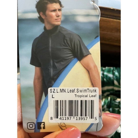 SwimZip UPF 50+ NEW Green Leaf Swim Trunks Men’s Size Large Sun Protection - Picture 9 of 10